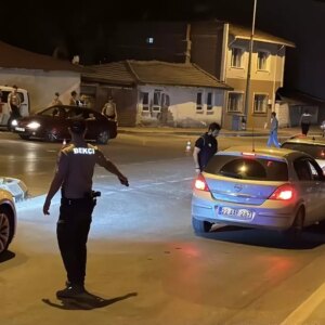 edirnede alkollu surucu yakalandi OSIa8sHw