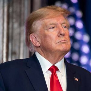 trump putinle gorusmesi oncesinde zelenski ve avrupali liderlerle cevrim ici toplantida bulusacak LNXL44Sh