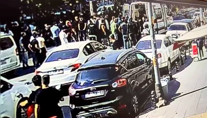 anne ve kizi tartistiklari kisiyi bicaklayarak oldurdu Jn9bTDpU