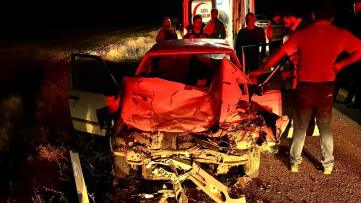 ankarada traktore carpan otomobilin surucusu oldu PBBT3uL1.jpg