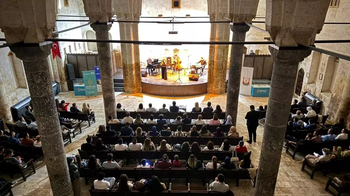 sanliurfada caz ve anadolu ezgileri bulustu UmQ6K5G9.jpg