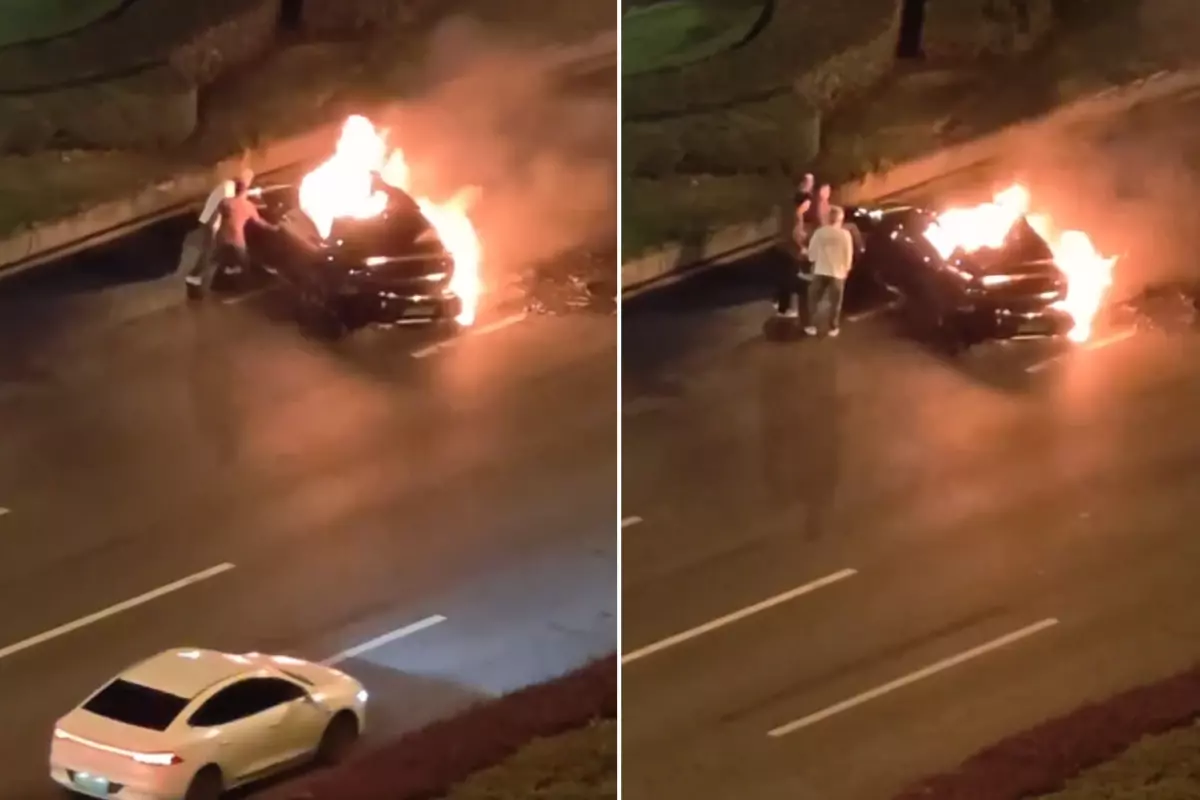 yanginda kapisi kilitli kalan arac surucuye mezar oldu dev marka borsada cakildi hAr9B7Ua.jpg