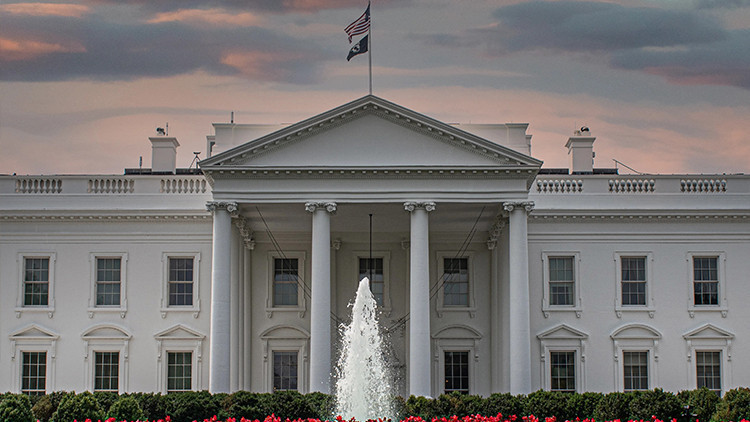 abd tarihinin en uzun kapanmasi bakan uyardi havalimanlarinda kaos yasanacak FY83HNaP.jpg