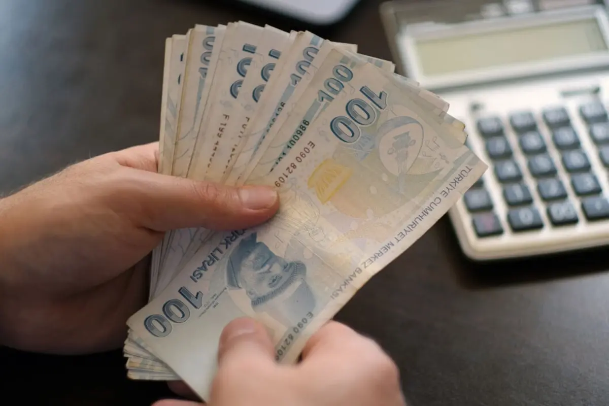 asgari ucret ne kadar olmali anketi yuzde 25lik kesim ayni rakami telaffuz etti UDFQAq7d.jpg