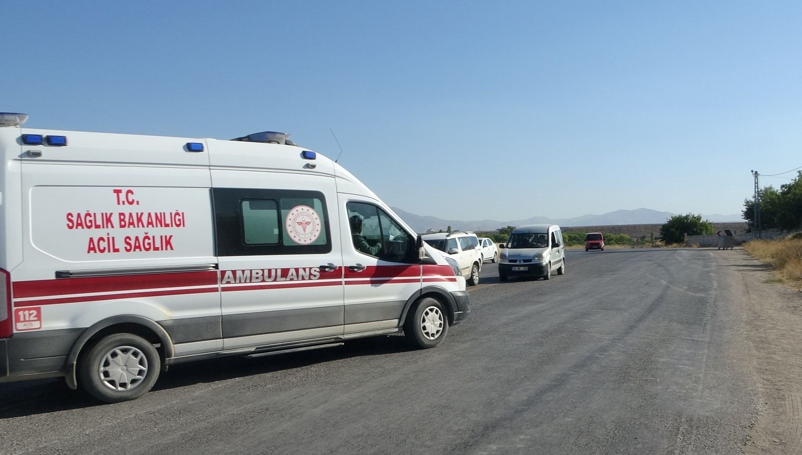 sivasta iki koylu arasinda catisma bir kisi oldu bir kisi agir yaralandi seXpHCBQ.jpg